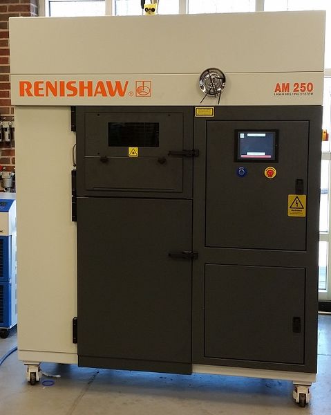 File:CAVS Renishaw AM 250.jpg